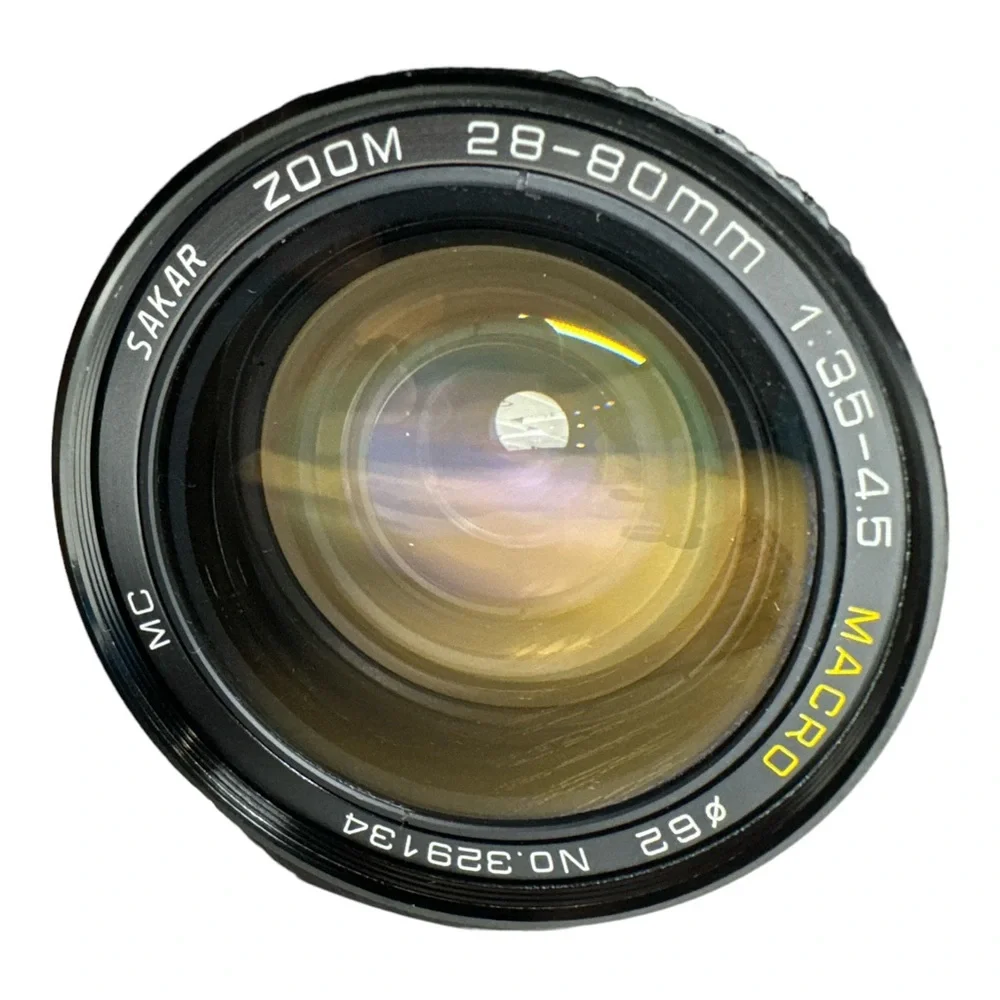 Sakar Zoom 28-80mm f/3.5-4.5 Macro 62mm MC Mount Japanese Lens W/ Hoya Filter